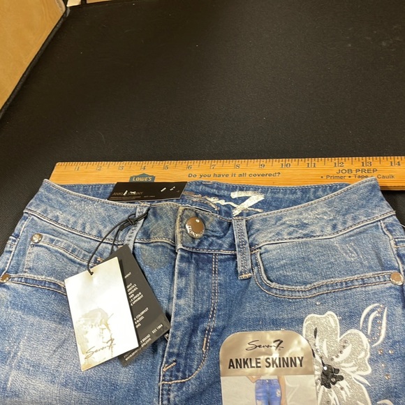 Seven7 limited edition high rise white & paint deco, lace tiny gems - Picture 10 of 11